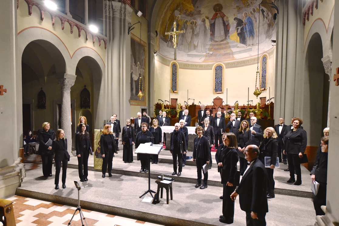 Il Coro Città di Desio presso l'Abbazia San Benedetto a Seregno (novembre 2021)